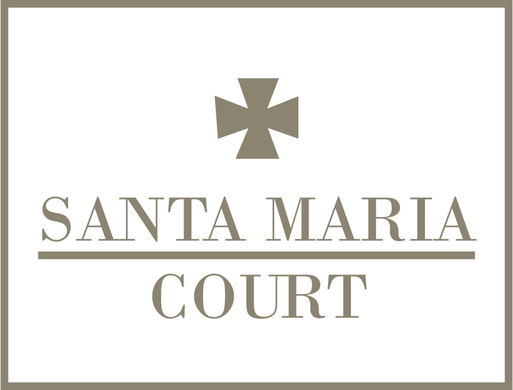 Mar Azul - Santa María Court Logo